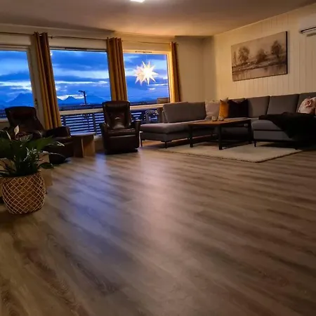 Stunning Luxury B